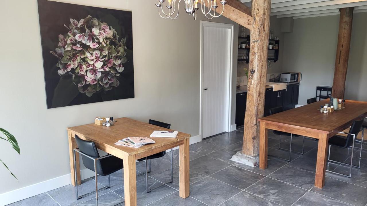 The Barnyard Bed & Breakfast Balinge Exterior photo