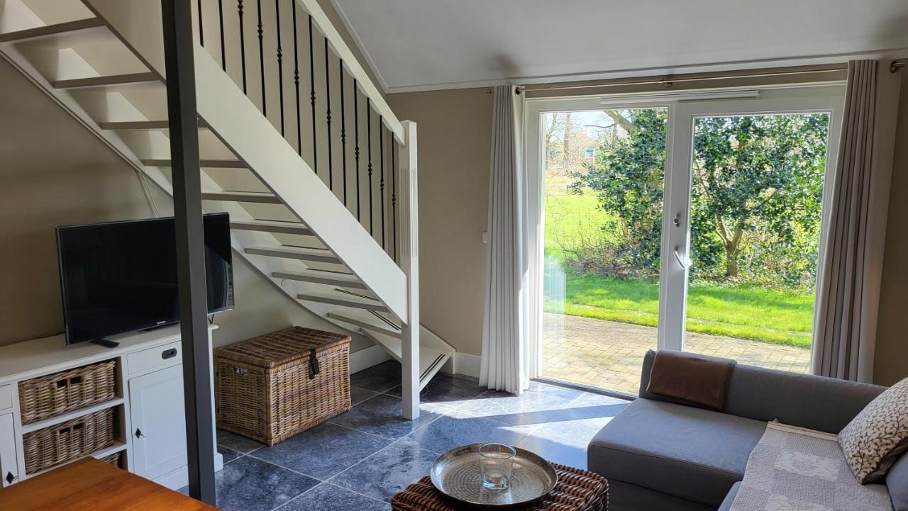 The Barnyard Bed & Breakfast Balinge Exterior photo