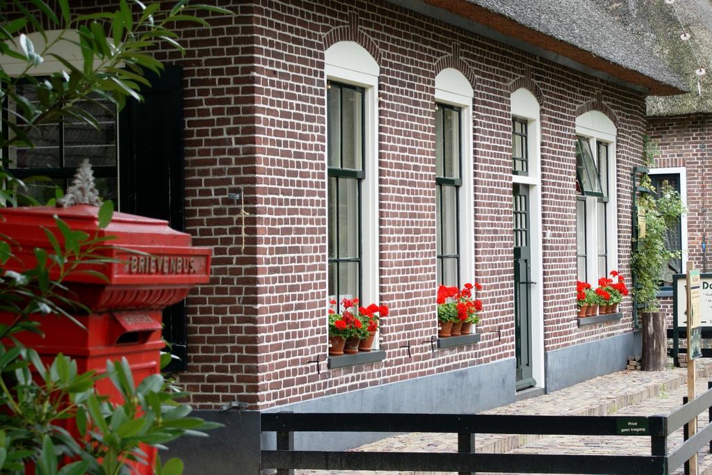 The Barnyard Bed & Breakfast Balinge Room photo