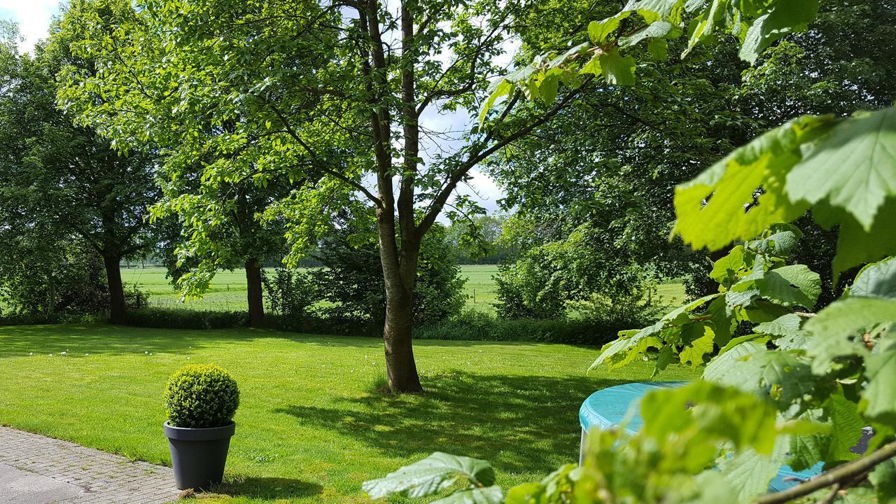 The Barnyard Bed & Breakfast Balinge Exterior photo